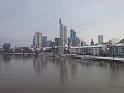 800px-Bankfurt_Skyline_From_Frankfurt_Bridge